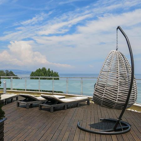 Family Hotel Albizia Beach Varna Esterno foto